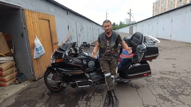 Shinko Моторезина для Honda GL1500(GoldWing) смотреть онлайн