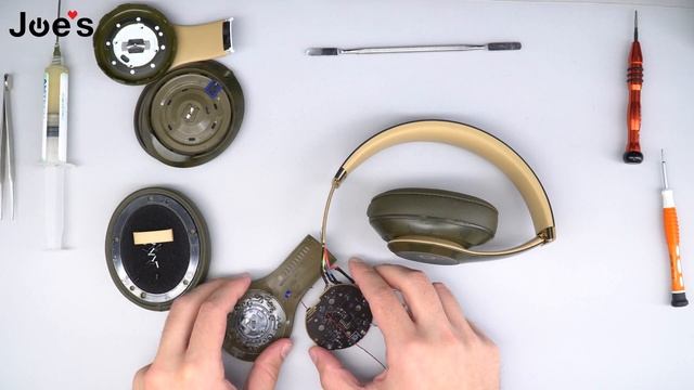 Beats Studio 3 Wireless Bluetooth Board Replacement | Repair Tutorial смотреть онлайн