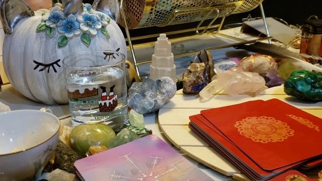 Channeled messages+Intro to modified reading from the KuanYin Oracle(Fairchild) for All Signs.Yoga. смотреть онлайн