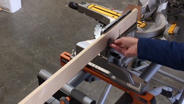 Easy Miter Saw Stop Block DIY смотреть онлайн