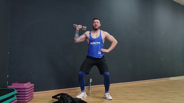 Швунги с гантелью. смотреть онлайн