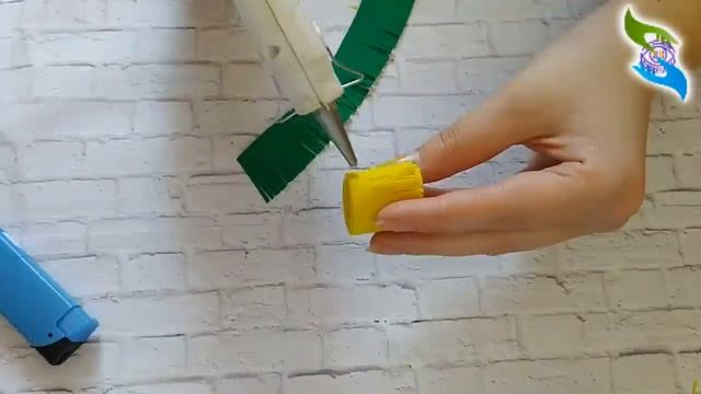 Ободок с одуванчиками из фоамирана смотреть онлайн