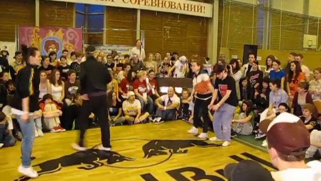 Регина и Валера vs Аня и Никита (Part 1) смотреть онлайн