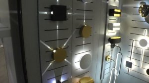 Как выбрать освещение в прихожую или холл?