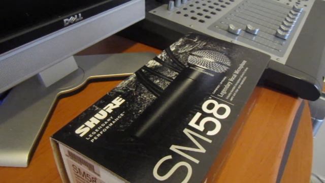 SHURE SM58