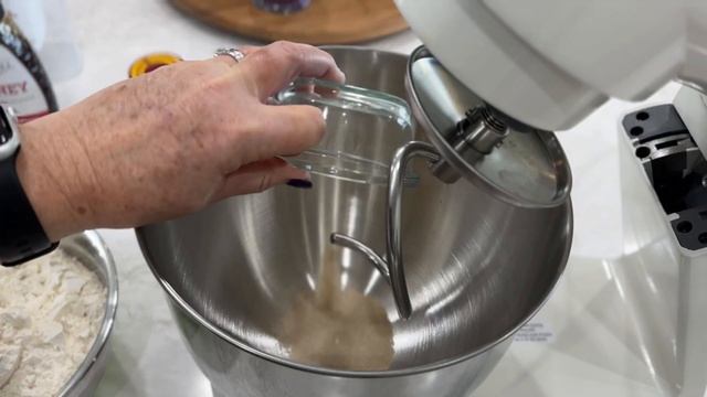 Instant Stand Mixer Pro Review смотреть онлайн