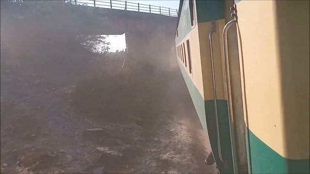 Faisalabad To Sargodha Railway Journey смотреть онлайн