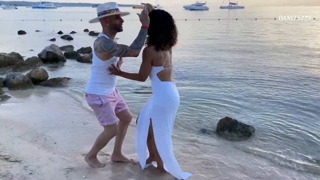 ATACA & LA ALEMANA Bachata DANCE # 58 [ Nicky Jam / DJ Selphi bachata version ] смотреть онлайн