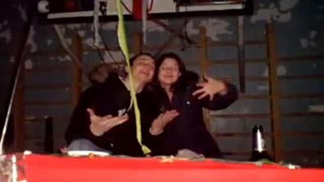 новый год в бегуницах(версия хемуля).flv смотреть онлайн