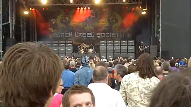Black Label Society 24/7/10 High Voltage Festival London смотреть онлайн