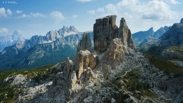 FLYING OVER ITALY (4K UHD) - Relaxing Music Along With Beautiful Nature Videos - 4K Video HD смотреть онлайн