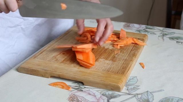 Тяжелый шеф нож / Heavy chef knife смотреть онлайн