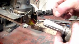 Как нарезать шлицы болгаркой на валу