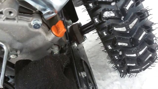 Замена ремня и фрикционна на снегоуборщике Лидер смотреть онлайн