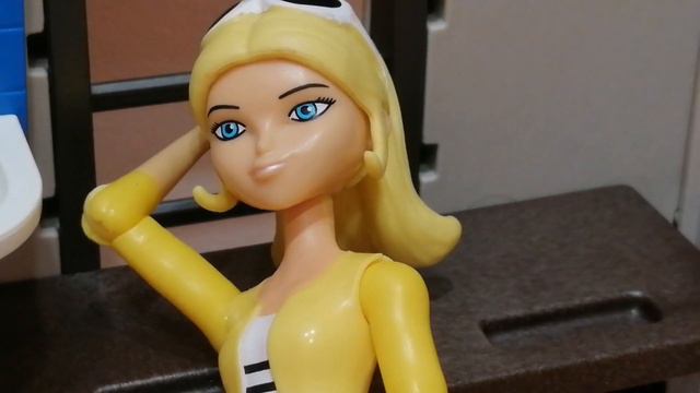 Точно не корона, бро? Леди Баг и Супер-Кот в TIK TOK смотреть онлайн