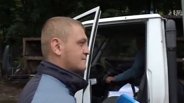 Речка вышла из берегов и затопила территорию вокруг частного дома смотреть онлайн