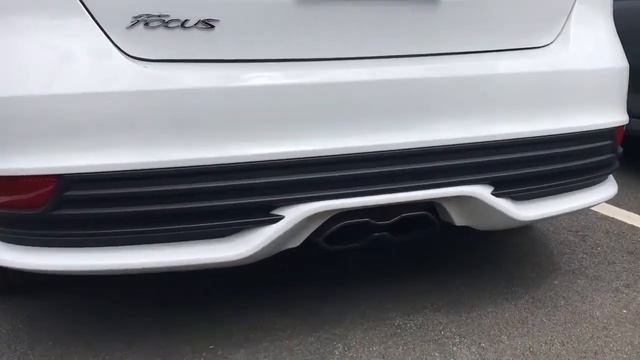 2017 Ford Focus ST Resonator Delete cold start and revs смотреть онлайн
