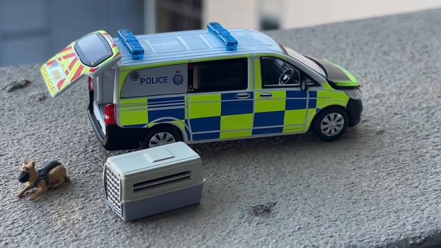 Mercedes-Benz Vito(Manchester Police) Diecast 1:64#diecast#car#modelcars#mercedes#hobby#eracar