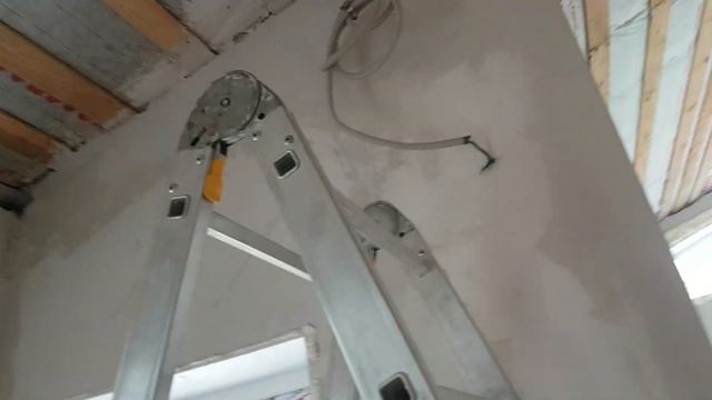 Установка розеток и выключателей на втором этапе смотреть онлайн