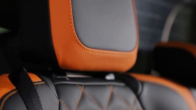 Пикап Isuzu D-Max перетяжка в кожу пластиковых деталей, дверных карт и торпедо [ПЕРЕТЯЖКА ПЛАСТИКА]