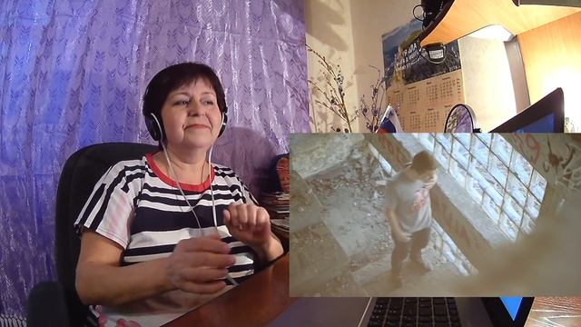 Мама смотрит "ZippO - Куришь часто" // реакция Мамы смотреть онлайн