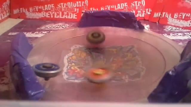 EPIC 10 WAY BEYBLADE SPARK FX HYPERBLADES BATTLE ROYALE! смотреть онлайн