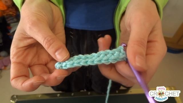 How To Count Crochet Stitches - Quick Tips For Beginners смотреть онлайн