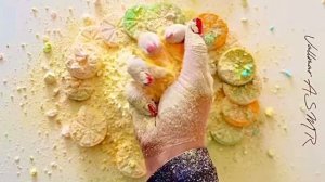 Яркий апельсин? такой хрустящий, залипашки))))