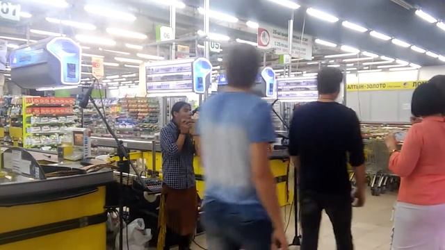 Выступление южноамериканских индейцев в Астане. 26 июня в торговом центре грин. смотреть онлайн