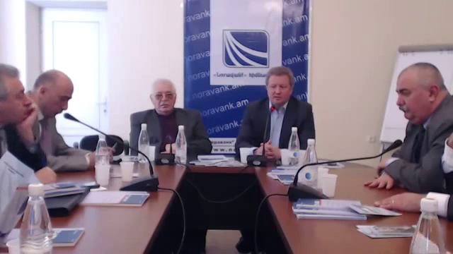 УКРАИНА: МЕЖДУ МАЙДАНОМ НЕЗАВИСИМОСТИ И НЕЗАВИСИМОСТЬЮ МАЙДАНА смотреть онлайн