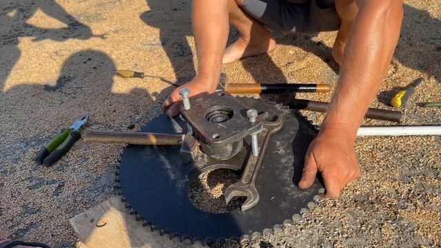 Чистим зерно. Замена подшипников на ОВС-25 смотреть онлайн