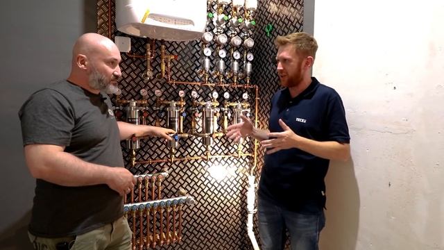 Самый ДОРОГОЙ МОНТАЖ САНТЕХНИКИ в квартире | Развели заказчика!! смотреть онлайн