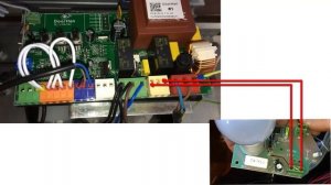 Подключаем антенну лампы безопасности ворот