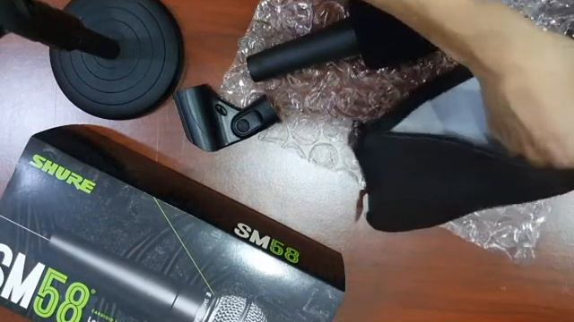 Shure SM58 Microphone Unboxing 2021 смотреть онлайн