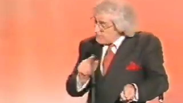 Dave Allen Telling the time смотреть онлайн