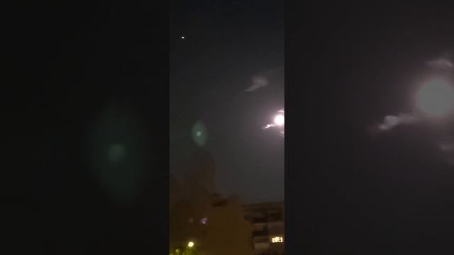 Юпитер на небе выглядит как яркая звезда