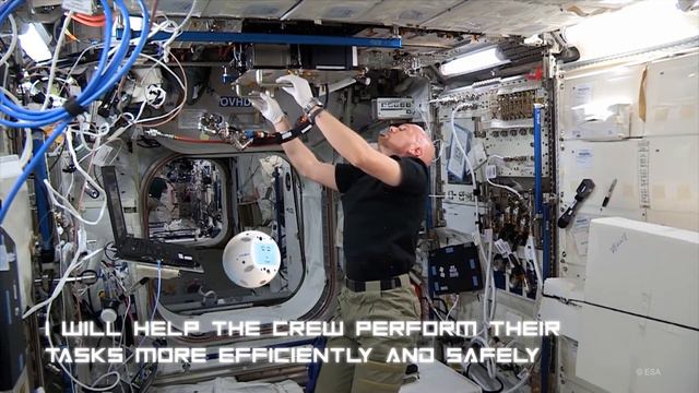 Airbus CIMON (Crew Interactive MObile CompanioN) - Unravel Travel TV смотреть онлайн