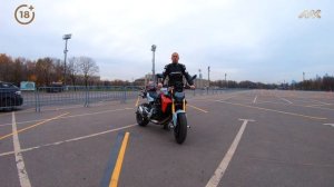 Как правильно садиться на мотоцикл. Безопасная посадка на мотоцикл. Мото лайфхак