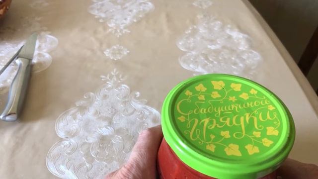 Как открыть упрямую крышку. Способ. смотреть онлайн