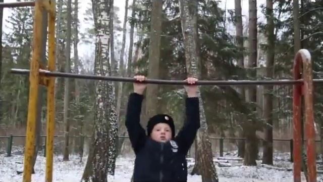 Клип 3 отряд КОККЛ Засечная черта "Надо поле притоптать" Нейромонах Феофан смотреть онлайн