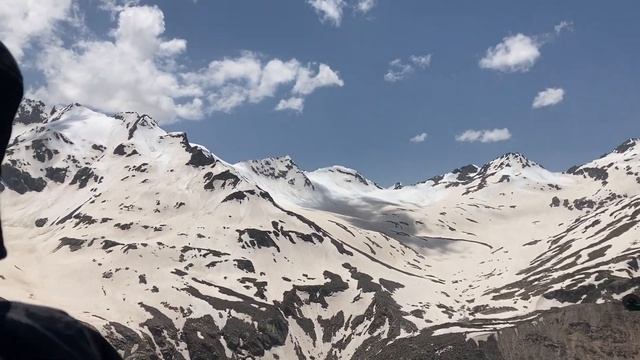 Эльбрус. Чегет и Эльбрус. Экскурсия из Пятигорска. Долина Нарзанов. Канатные дороги смотреть онлайн