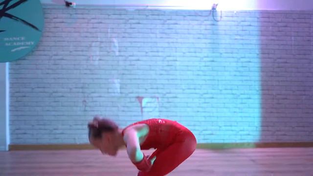 Olivia Lavold Jazz Solo - Isla Rose Dance Academy смотреть онлайн