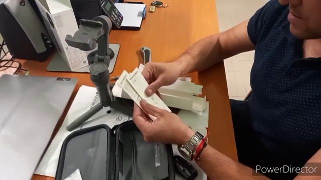 Трёх осевой стабилизатор для смартфона. Распаковка и обзор OSMO MOBILE 3 COMBO смотреть онлайн