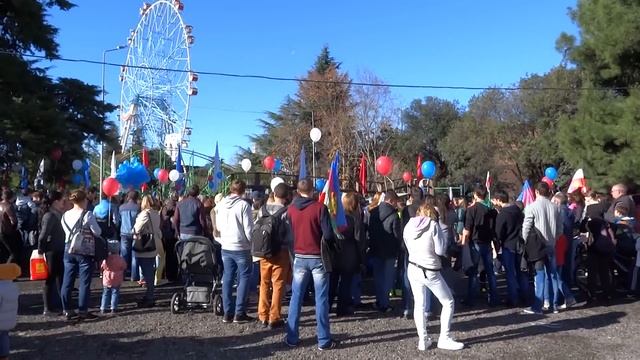 "День города" в Лазаревском, Сочи. Глава города открывает скейт-площадку в Лазаревском. 20.11.2016 смотреть онлайн