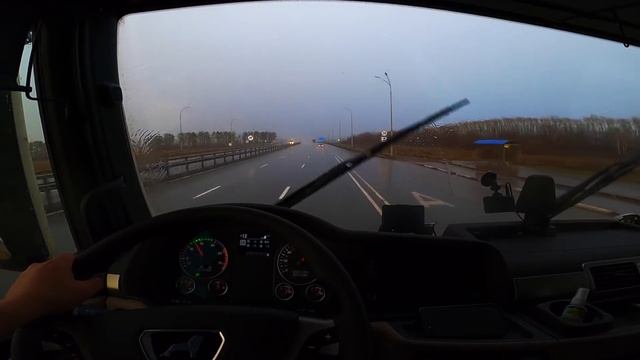 ПЕРВАЯ ФУРА СТАЖЁРА ВЛАДА: Дальнобой без опыта! смотреть онлайн