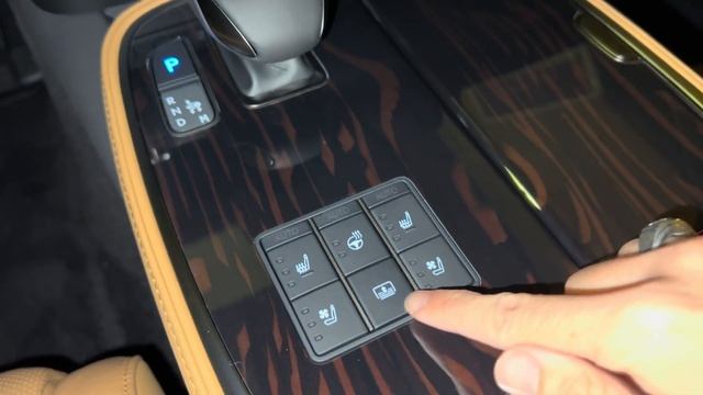 2024 Lexus LS500 Walkaround смотреть онлайн