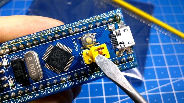 Что не попало в видео "Дешёвая STM32 плата + Arduino IDE" смотреть онлайн