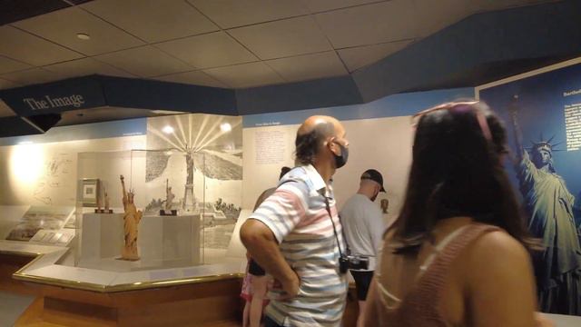 ⁴ᴷ Statue Of Liberty Pedestal View Tour 2022 (Full Version) смотреть онлайн