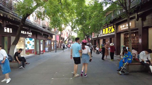 Nanjing Walk Tour - Guqinghuai Confucian Temple Pedestrian Street смотреть онлайн