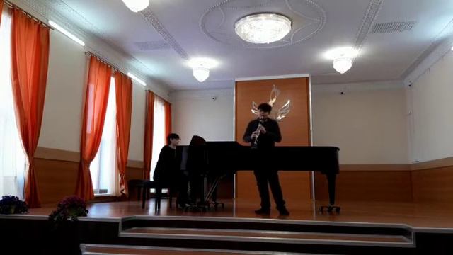 К.Стамиц Концерт B DUR смотреть онлайн